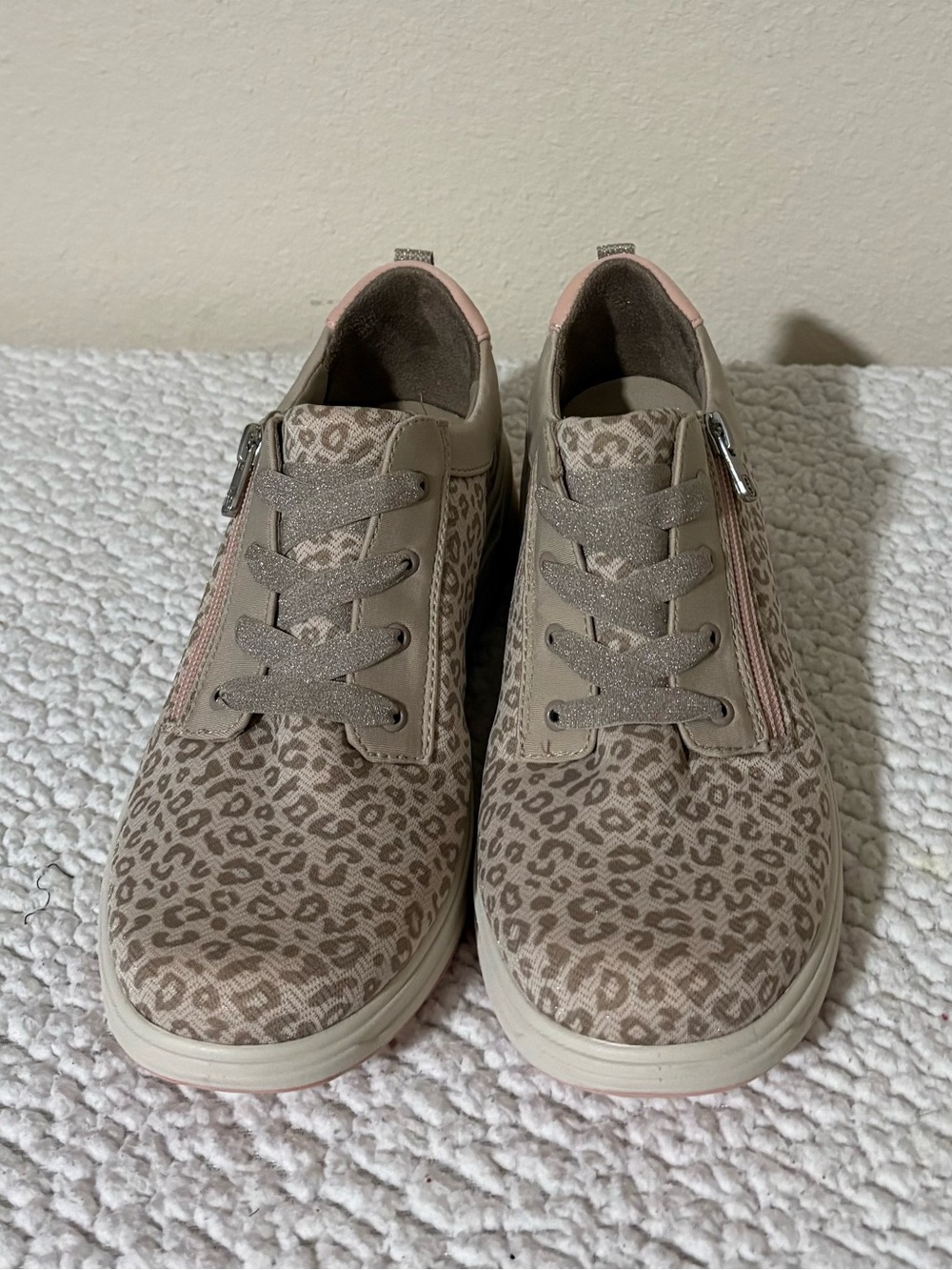 Bzees Beige Leopard-Print Zip Sneakers